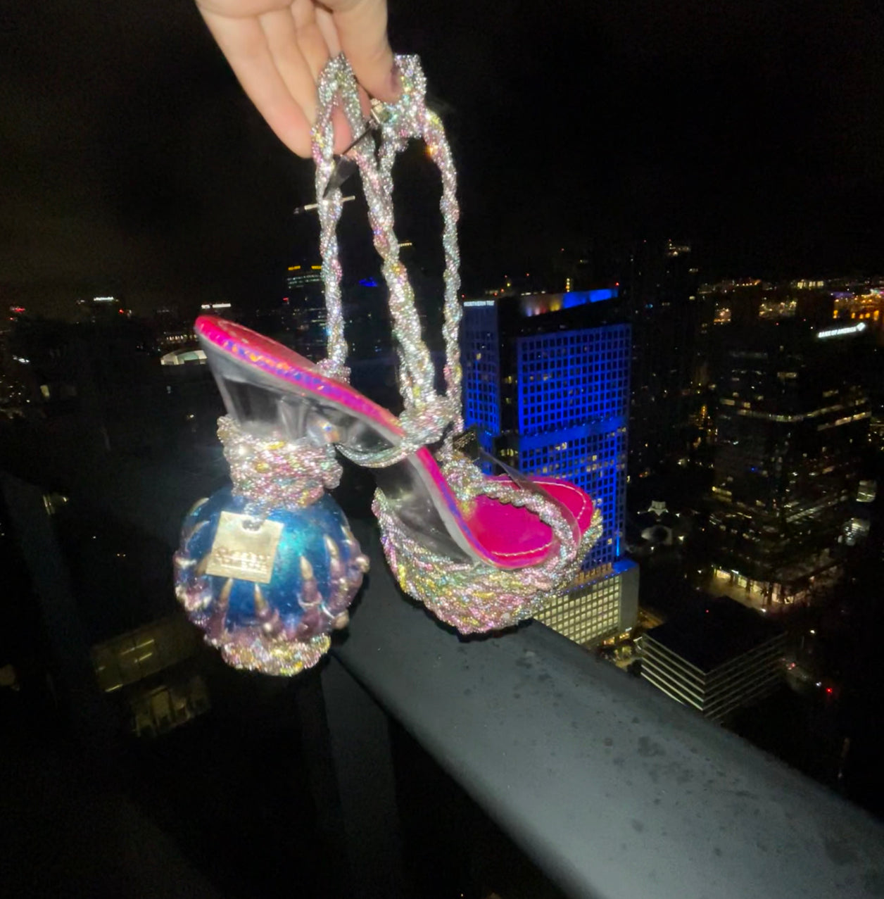Abracadabra luminescent heels